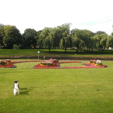 Abberley House Bed & Breakfast 5*