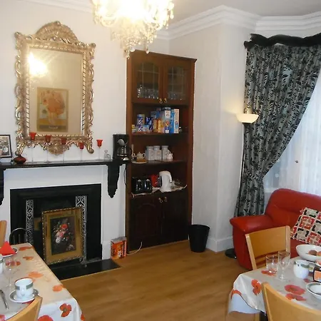 Abberley House Bed & Breakfast 5*